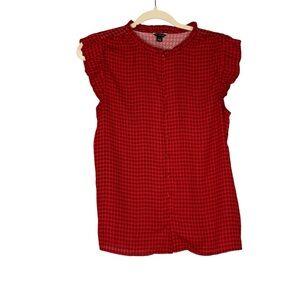 Ann Taylor red & burgundy houndstooth sleeveless ruffle button up blouse. Size S